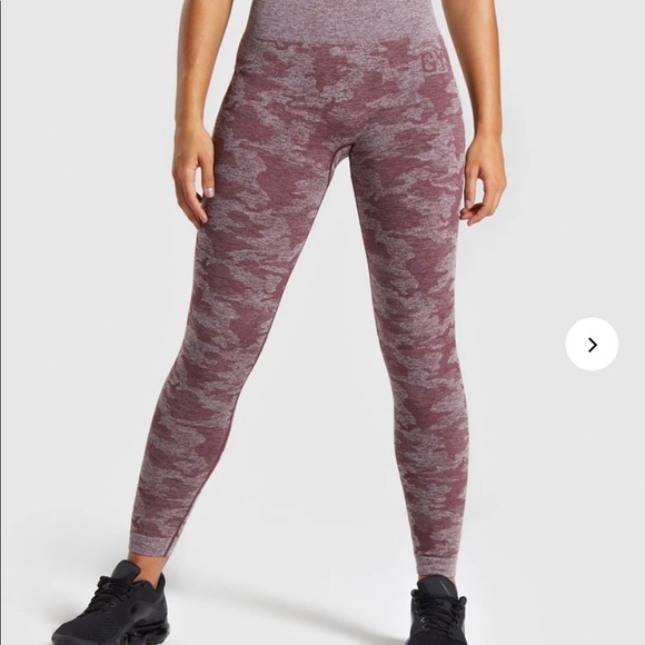 Gymshark NWT Camo Seamless Set - Picture 2 of 4
